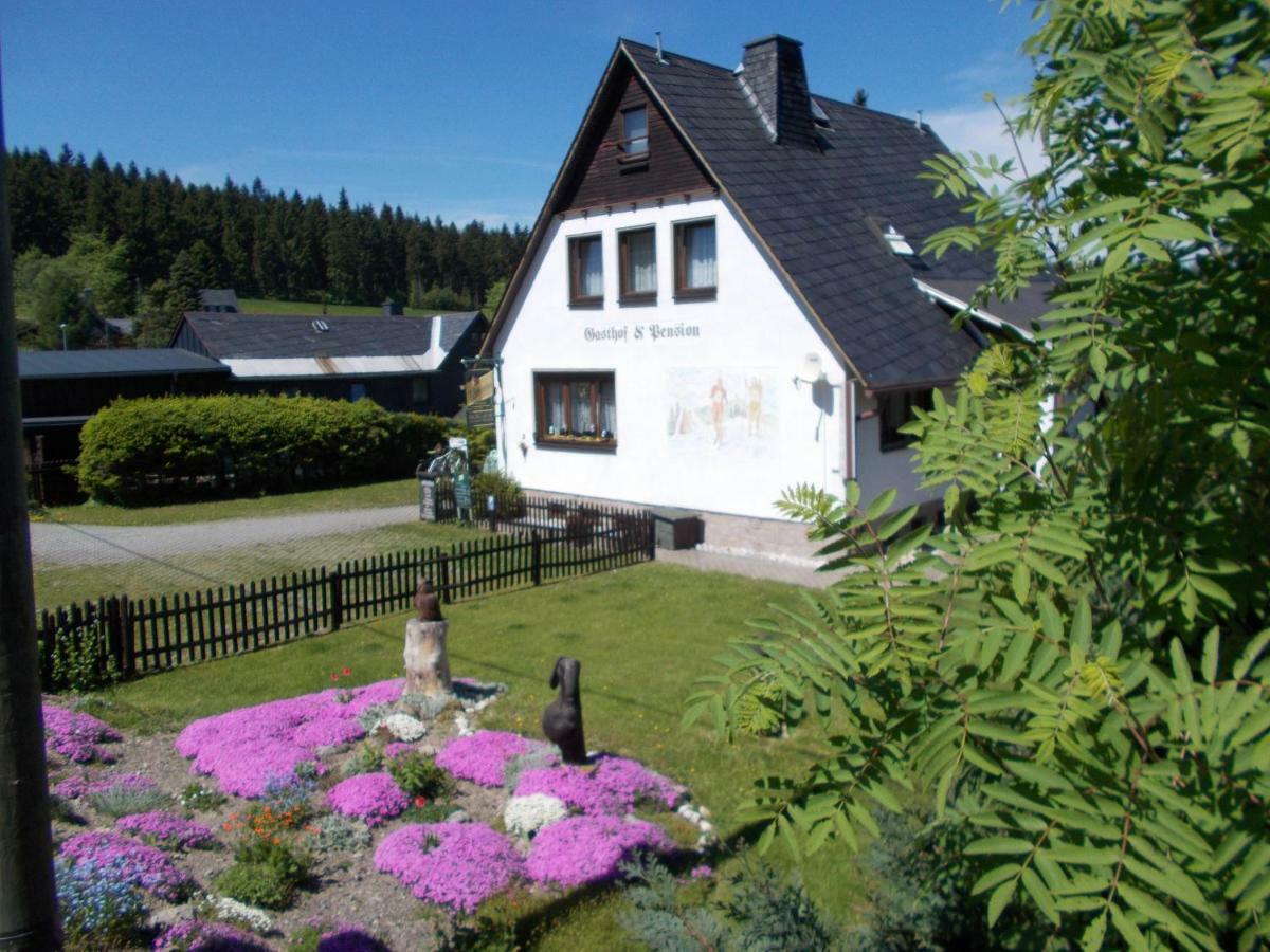 Gaststatte Und Pension Skiklause Klingenthal Dış mekan fotoğraf